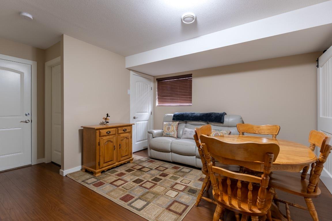 









3275


Broadview

Road, 9,
West Kelowna,




BC
V4T 3C8

