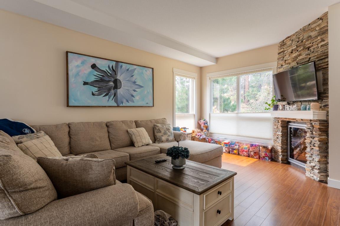 









3275


Broadview

Road, 9,
West Kelowna,




BC
V4T 3C8

