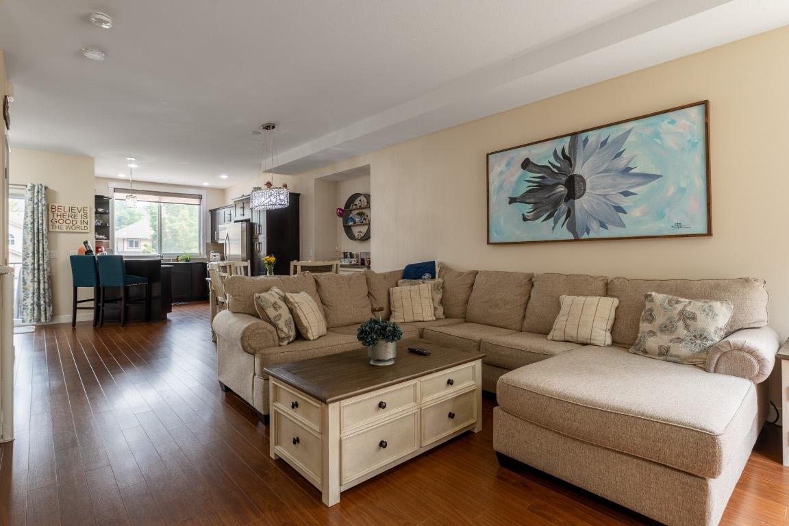 









3275


Broadview

Road, 9,
West Kelowna,




BC
V4T 3C8

