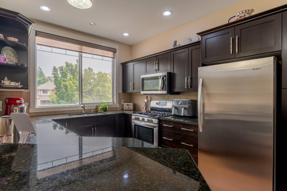 









3275


Broadview

Road, 9,
West Kelowna,




BC
V4T 3C8

