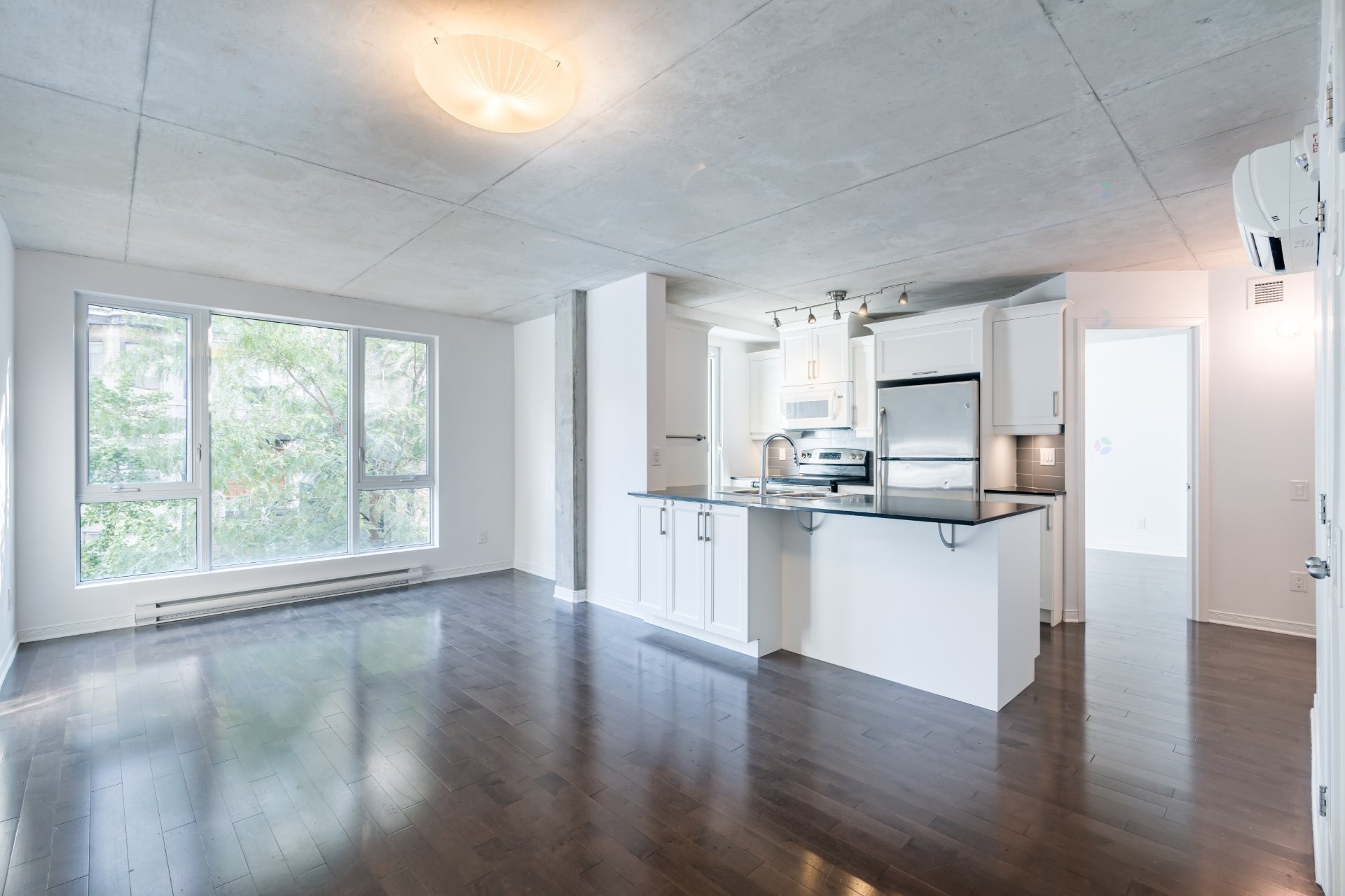 









1235


Rue Bishop

, 218,
Montréal (Ville-Marie),




QC
H3G0A6

