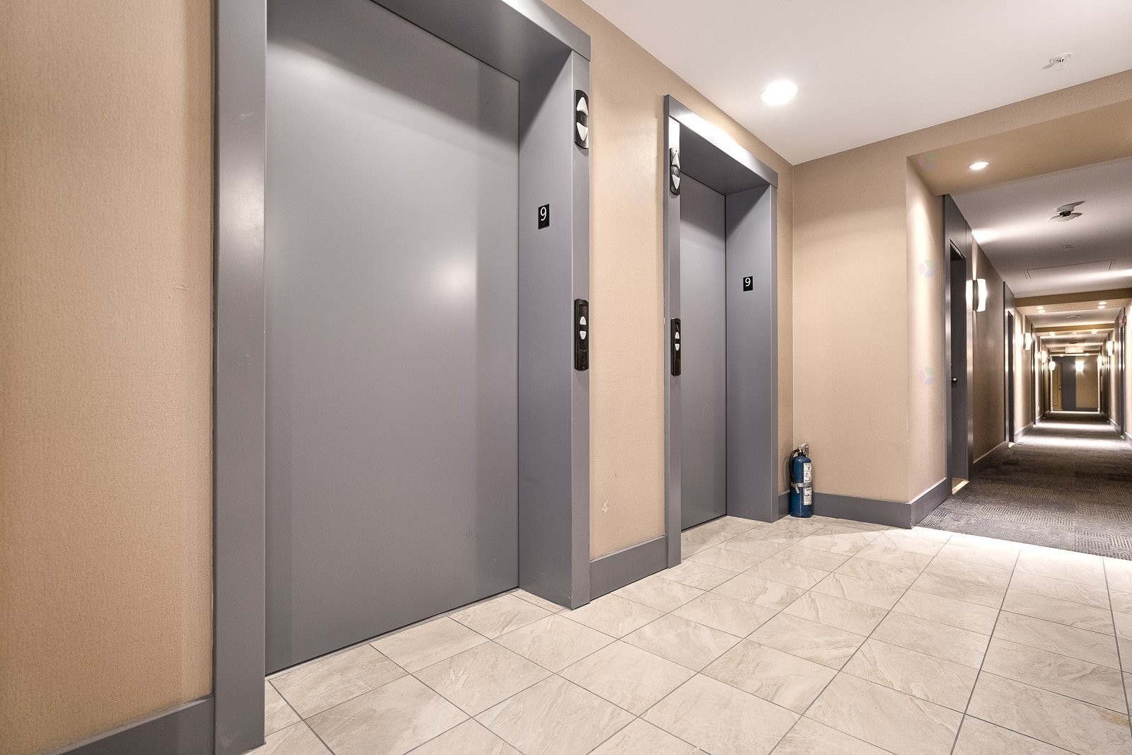 









1235


Rue Bishop

, 218,
Montréal (Ville-Marie),




QC
H3G0A6

