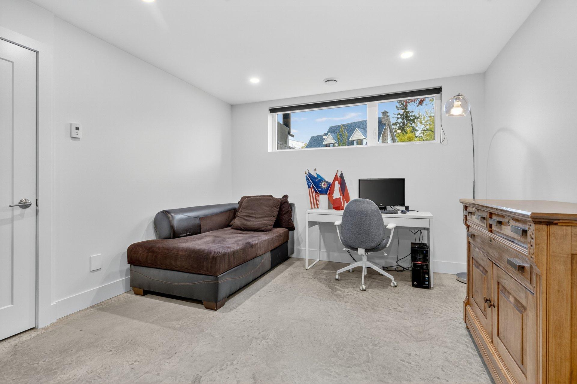 









1580


Crois. De La Salle

,
Laval (Duvernay),




QC
H7G4E6

