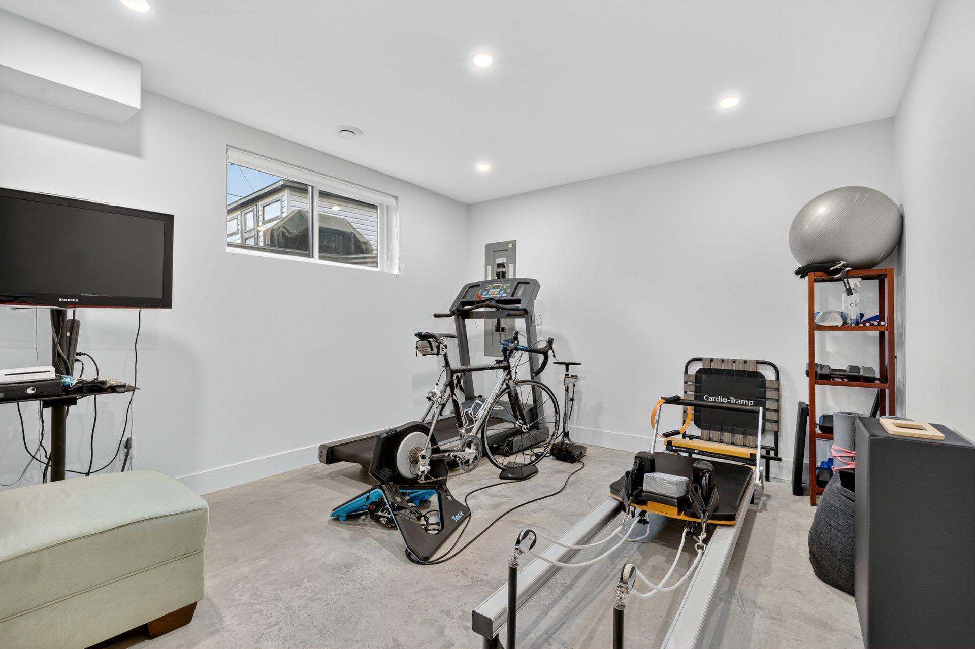 









1580


Crois. De La Salle

,
Laval (Duvernay),




QC
H7G4E6

