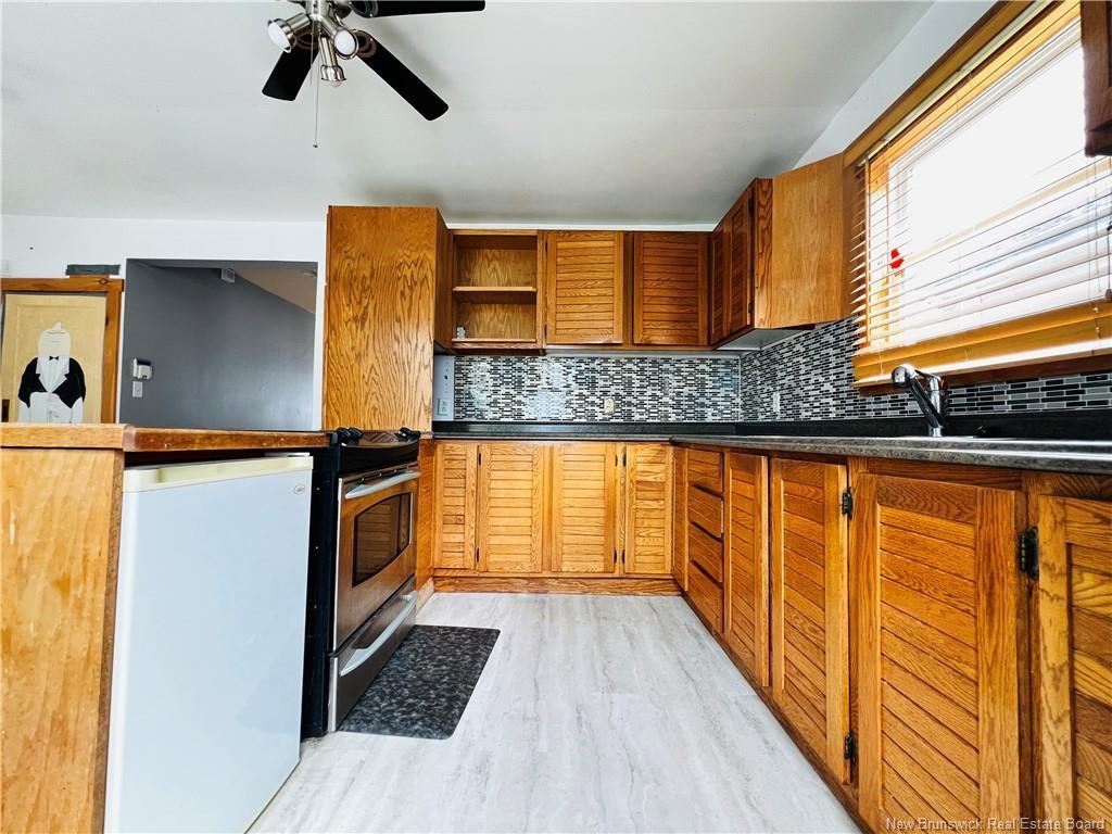 









246


Dumaresq

,
Bathurst,




NB
E2A 1H8

