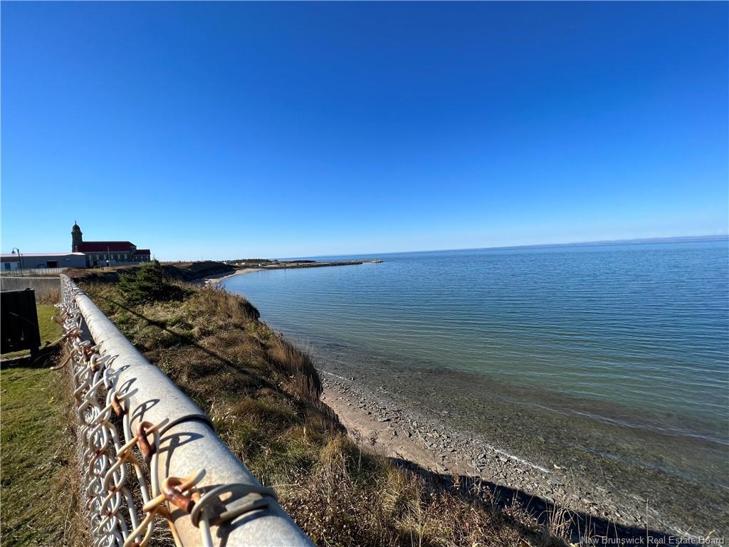 









405


Acadie

ST,
Grande-Anse,







NB
E8N 1E3

