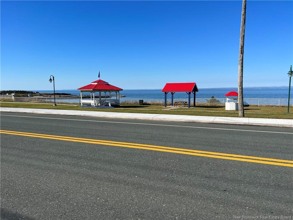









405


Acadie

ST,
Grande-Anse,







NB
E8N 1E3


