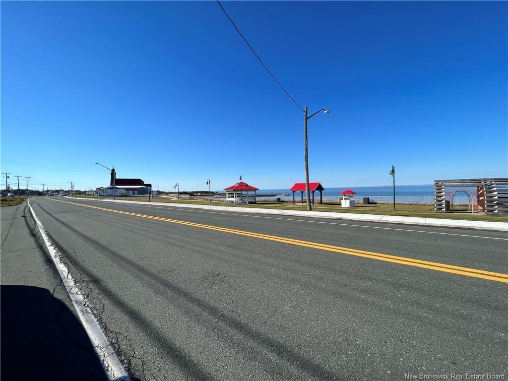 









405


Acadie

ST,
Grande-Anse,







NB
E8N 1E3


