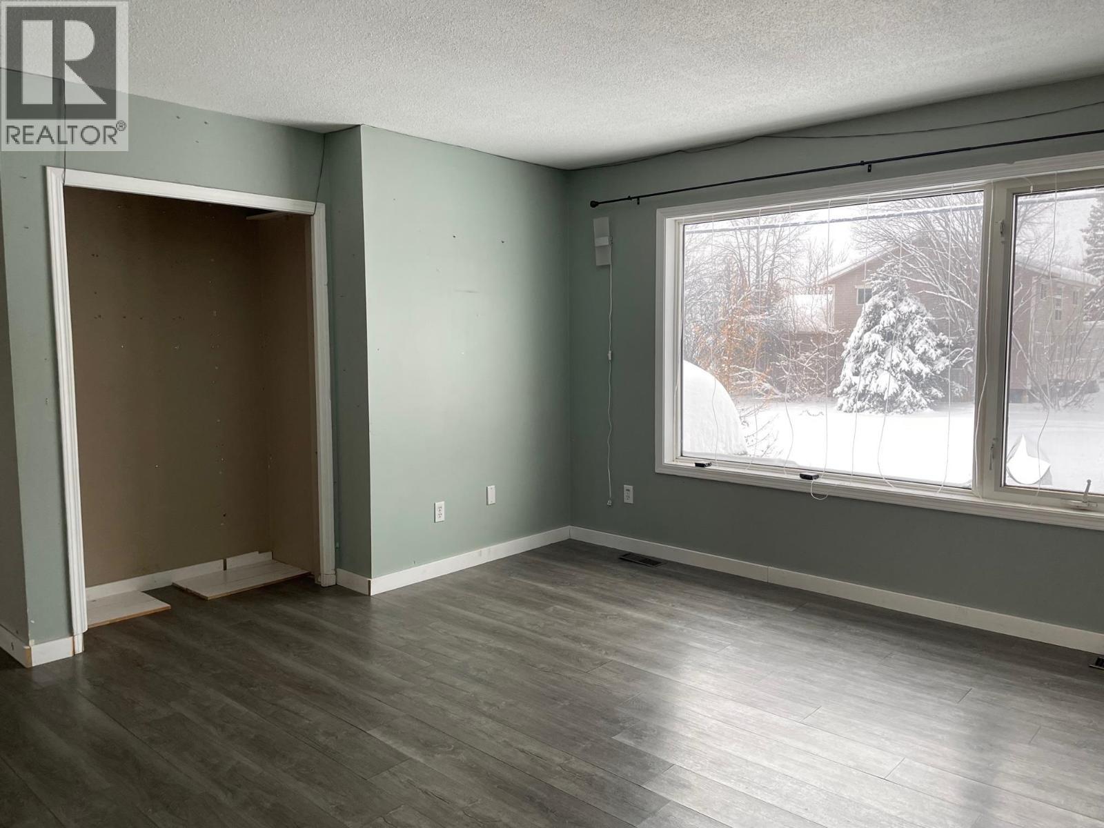 












4620 BOUNDARY ROAD

,
Fort Nelson,




British Columbia
V0C1R0

