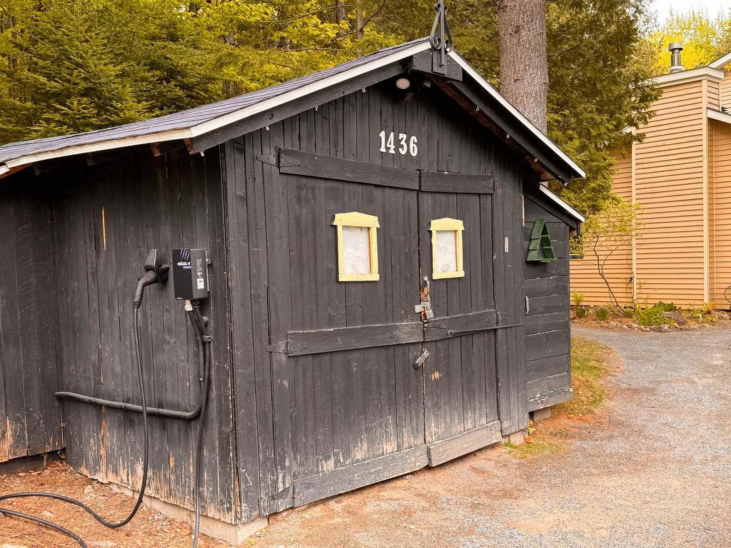 









1436


Mtée Sauvage

,
Prévost,




QC
J0R1T0

