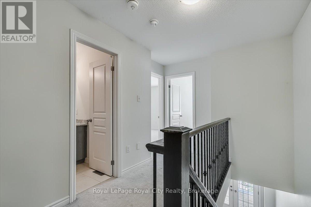 












22 - 88 DECORSO DRIVE

,
Guelph (Kortright East),




Ontario
N1L0A9

