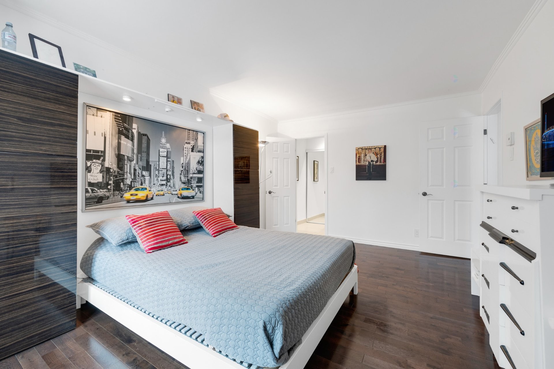 









5627Z


Ch. Merrimac

,
Côte-Saint-Luc,




QC
H4W1S5

