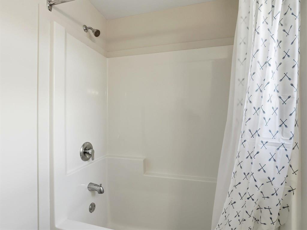 












330 Tyson Trail

,
Winnipeg,




Manitoba
R3W1C2

