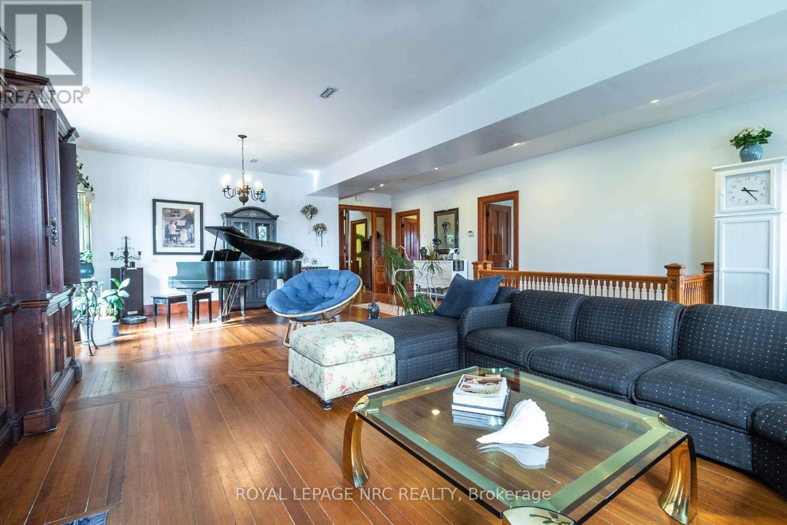 












14902 NIAGARA RIVER PARKWAY

,
Niagara-on-the-Lake (Queenston),




Ontario
L0S1J0

