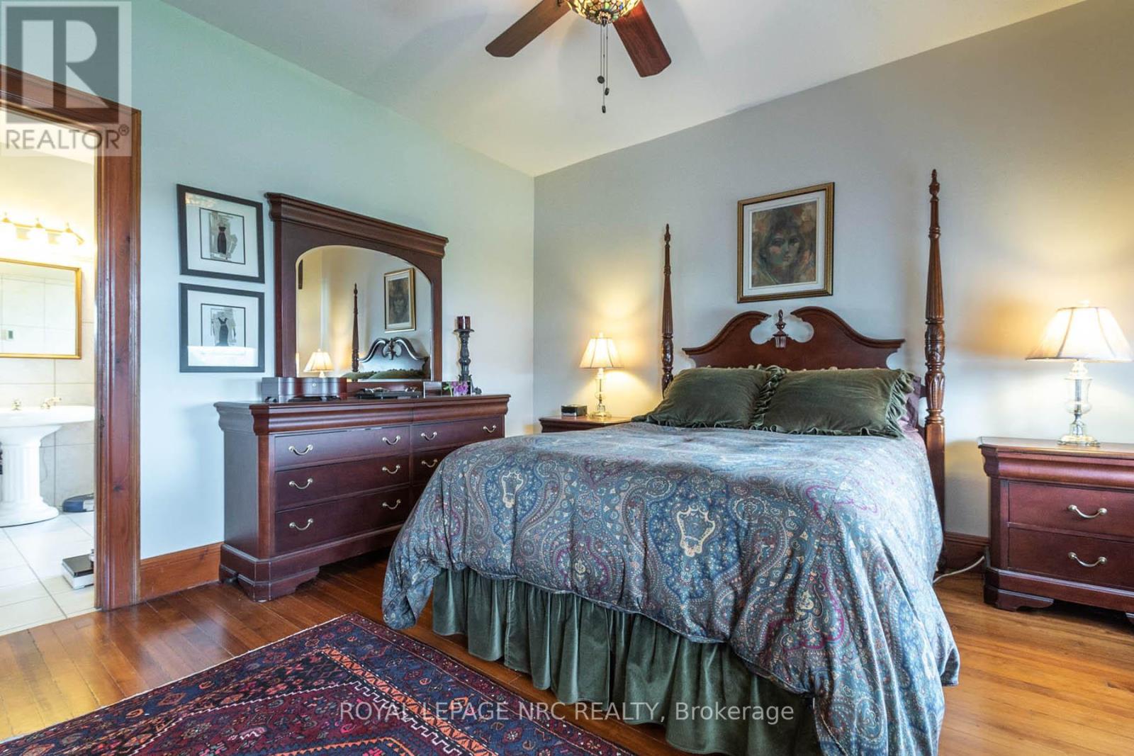 












14902 NIAGARA RIVER PARKWAY

,
Niagara-on-the-Lake (Queenston),




Ontario
L0S1J0

