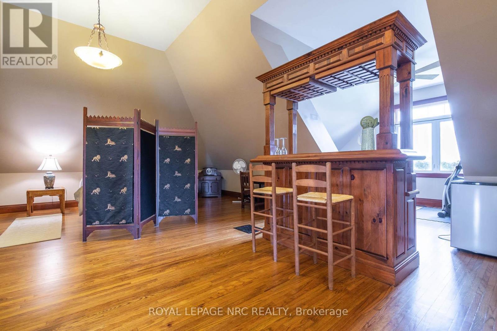 












14902 NIAGARA RIVER PARKWAY

,
Niagara-on-the-Lake (Queenston),




Ontario
L0S1J0

