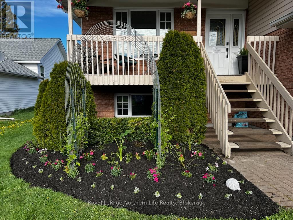 












308 AUBIN STREET

,
West Nipissing (Sturgeon Falls),




Ontario
P2B3C1

