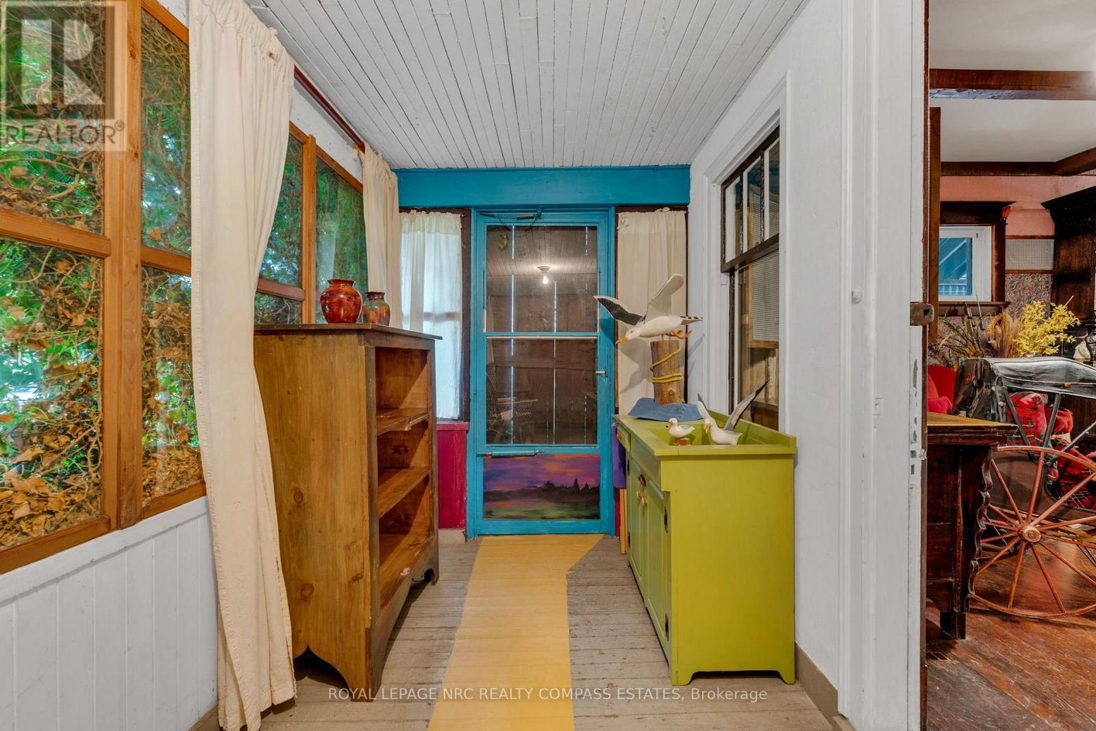 












4034 VICTORIA AVENUE

,
Lincoln (Lincoln-Jordan/Vineland),




Ontario
L0R2C0

