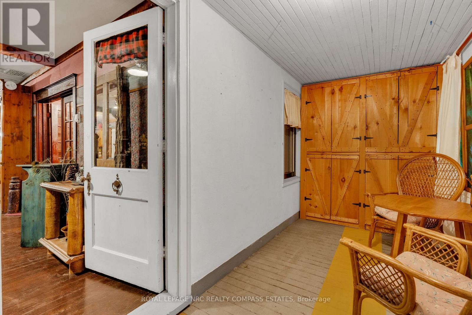 












4034 VICTORIA AVENUE

,
Lincoln (Lincoln-Jordan/Vineland),




Ontario
L0R2C0

