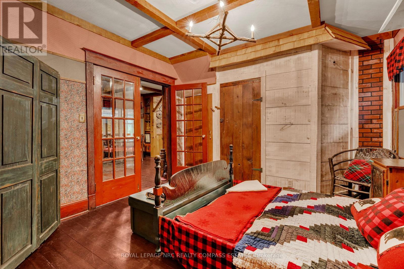 












4034 VICTORIA AVENUE

,
Lincoln (Lincoln-Jordan/Vineland),




Ontario
L0R2C0

