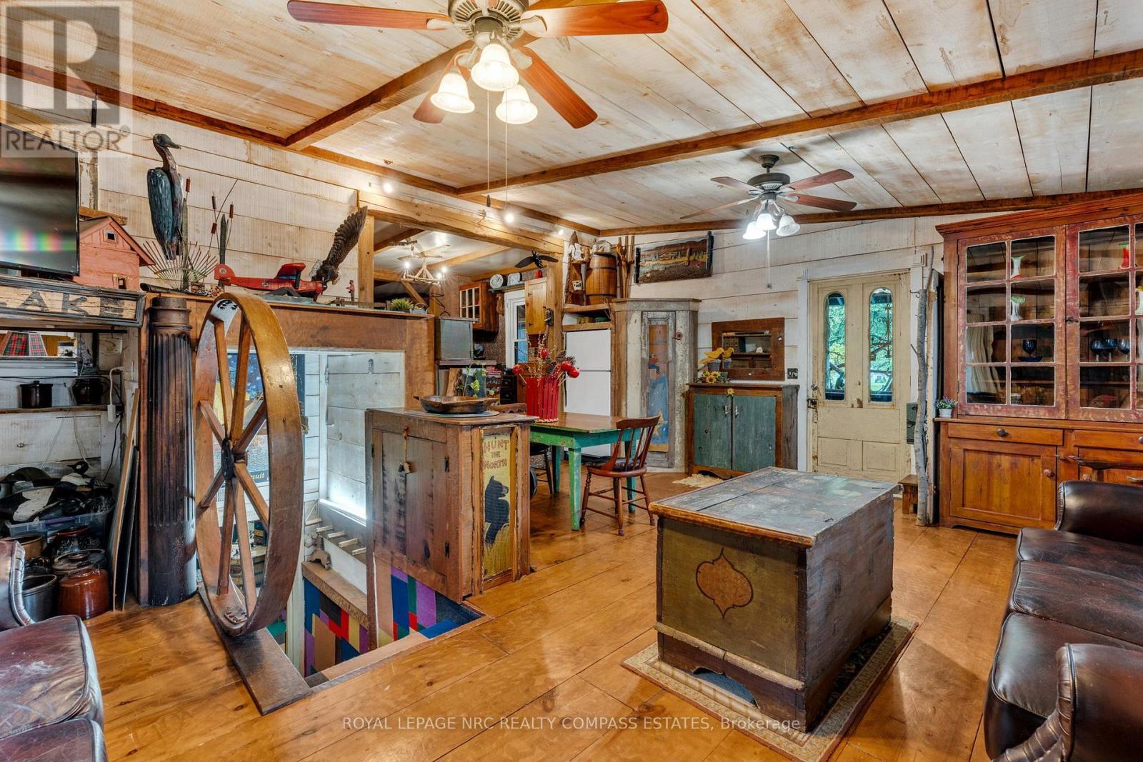 












4034 VICTORIA AVENUE

,
Lincoln (Lincoln-Jordan/Vineland),




Ontario
L0R2C0

