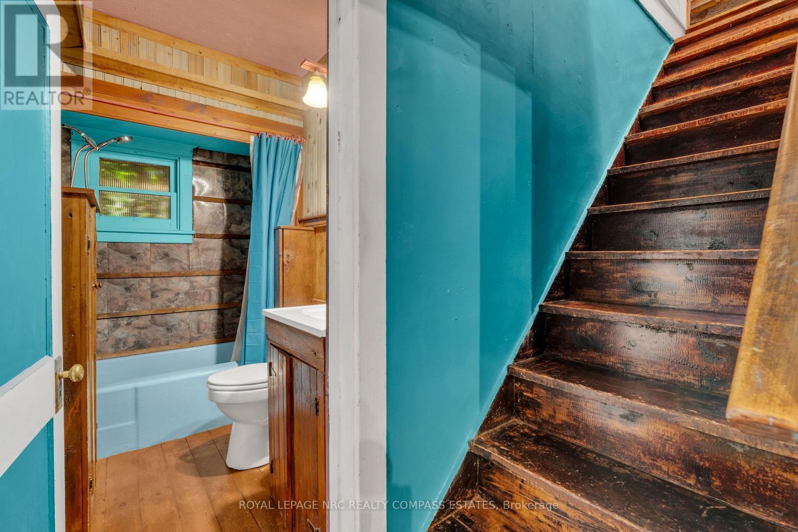 












4034 VICTORIA AVENUE

,
Lincoln (Lincoln-Jordan/Vineland),




Ontario
L0R2C0

