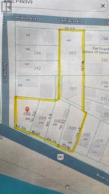 












698 RIVERSIDE DRIVE

,
Timmins (MTJ - Main Area),




Ontario
P4N3V9

