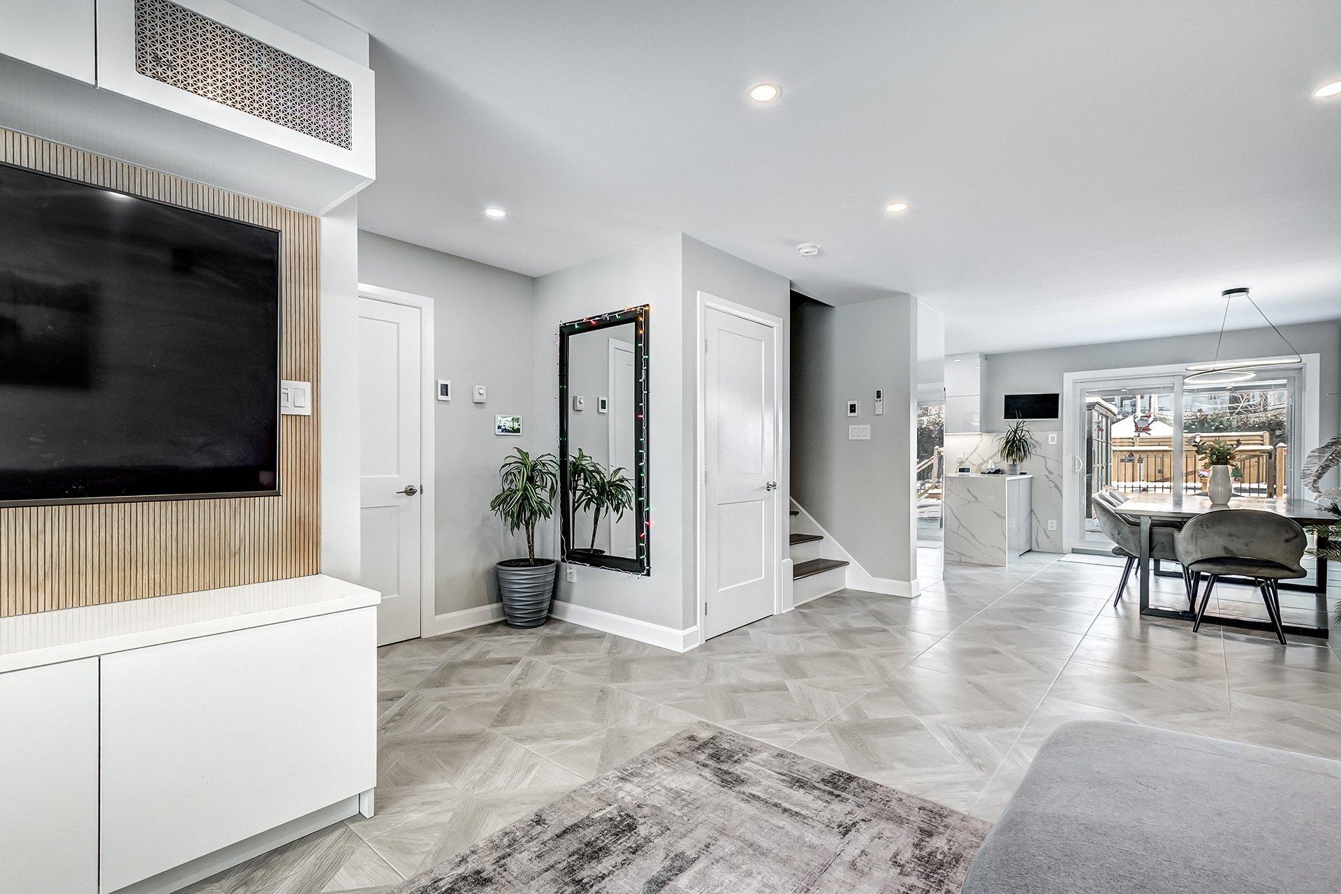 









16


Rue de la Sève

,
Châteauguay,




QC
J6J0B3

