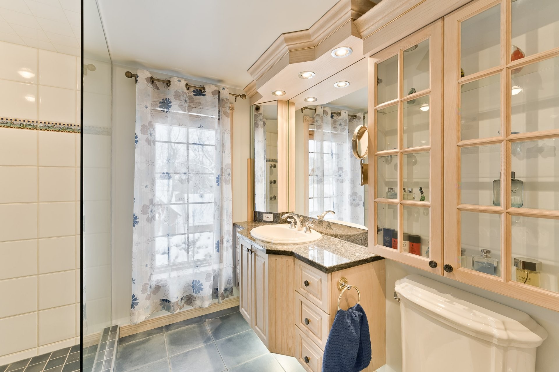 









2190


Rue Hugo

,
Sherbrooke (Les Nations),




QC
J1J3W5

