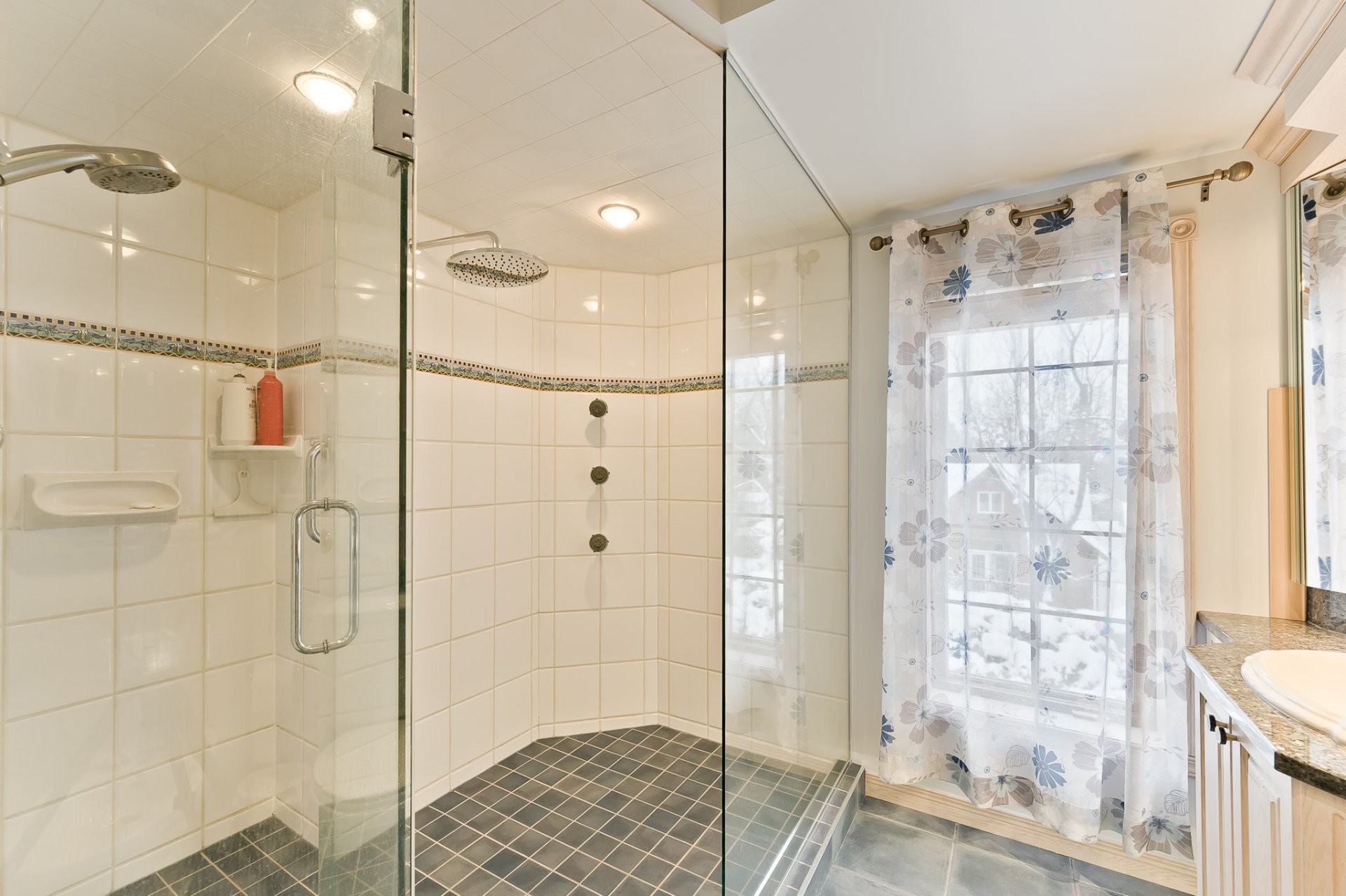 









2190


Rue Hugo

,
Sherbrooke (Les Nations),




QC
J1J3W5

