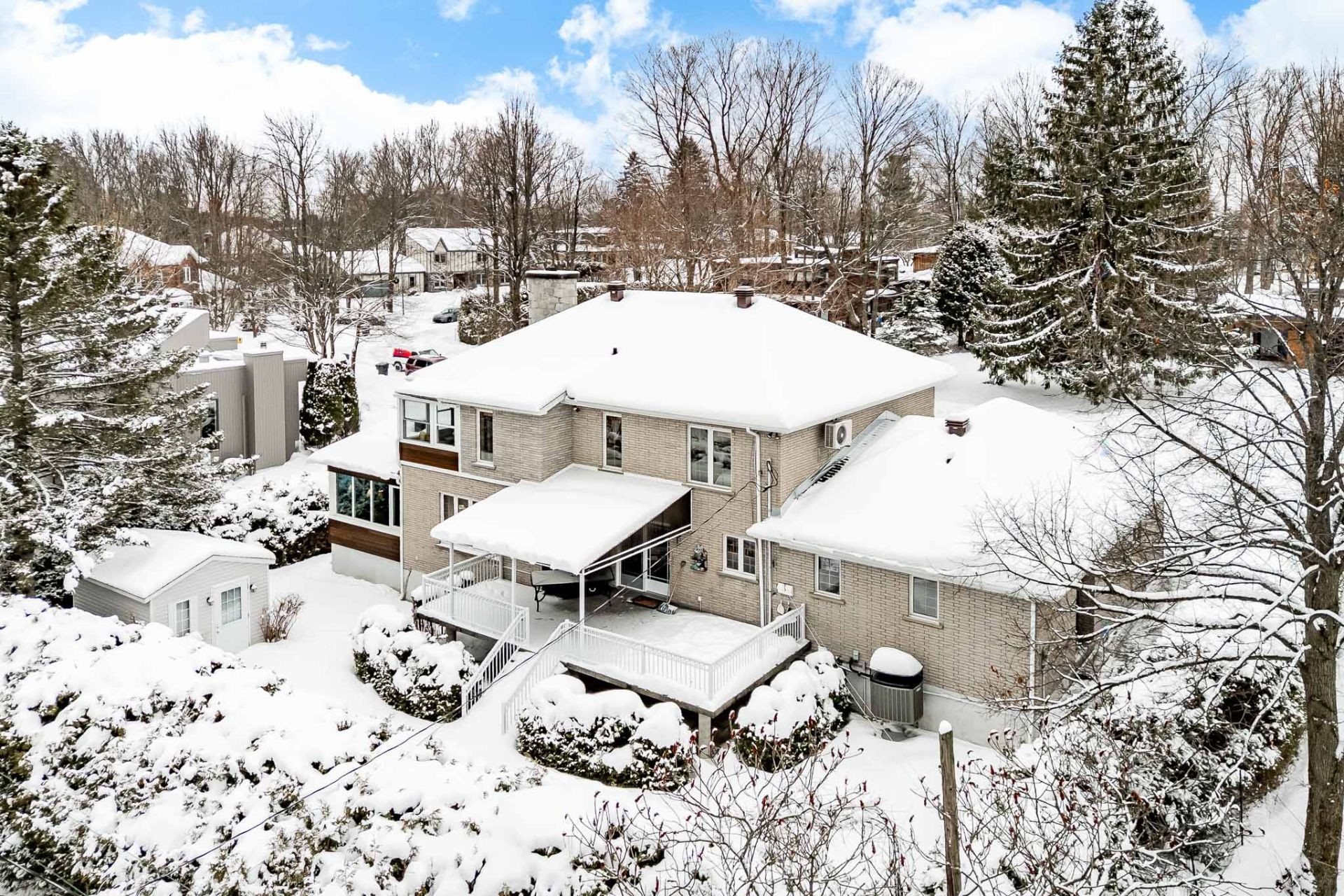 









2190


Rue Hugo

,
Sherbrooke (Les Nations),




QC
J1J3W5

