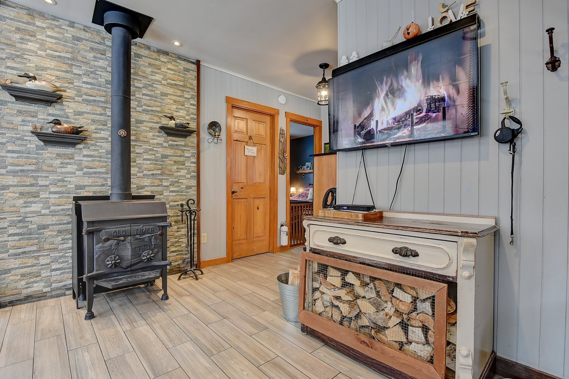 









40


Ch. des Érables

,
Saint-Michel-des-Saints,




QC
J0K3B0

