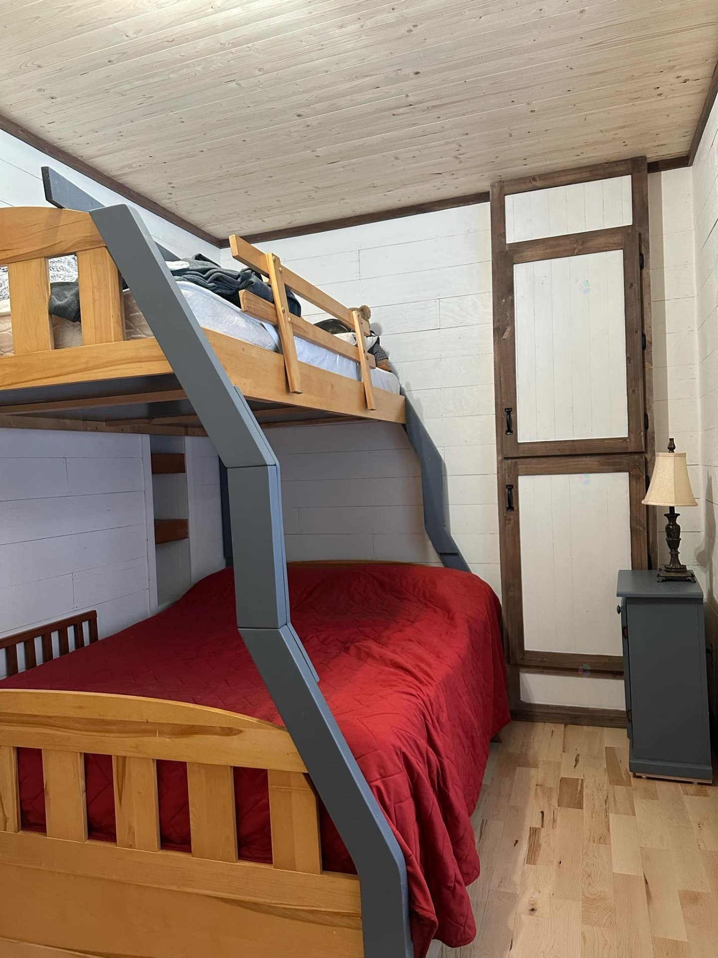 









40


Ch. des Érables

,
Saint-Michel-des-Saints,




QC
J0K3B0

