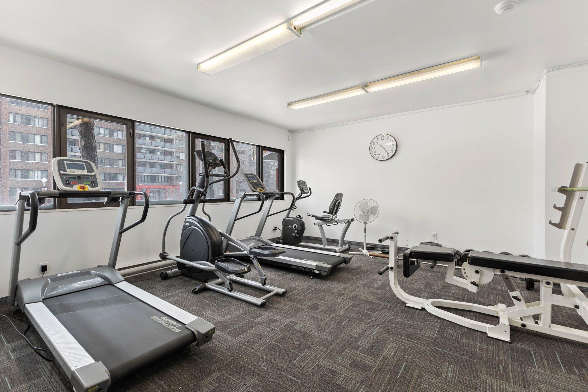 









725


Place Fortier

, 201,
Montréal (Saint-Laurent),




QC
H4L5B9

