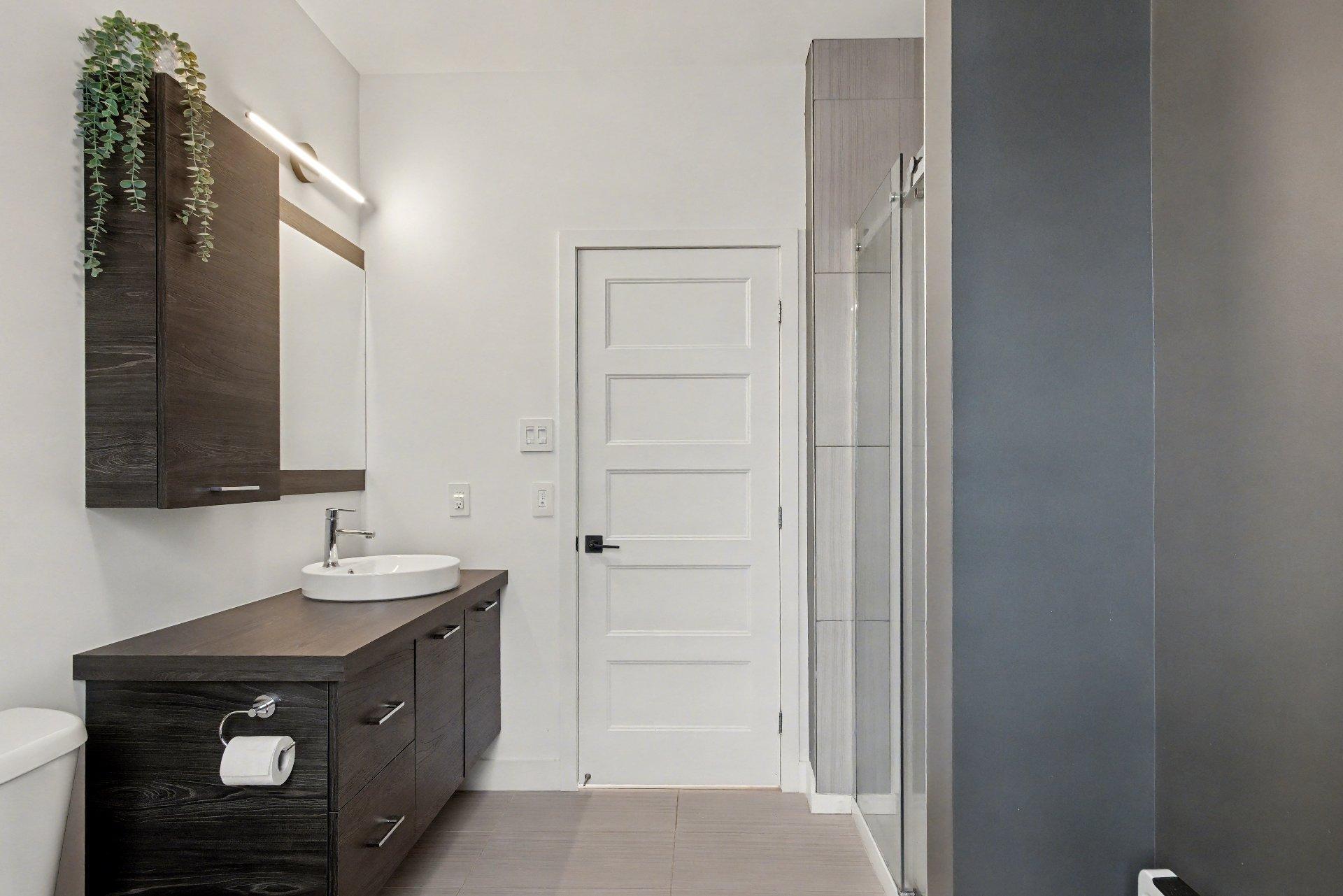 









75


Rue Jules-Duval

,
Saint-Jean-sur-Richelieu,




QC
J2W2B2

