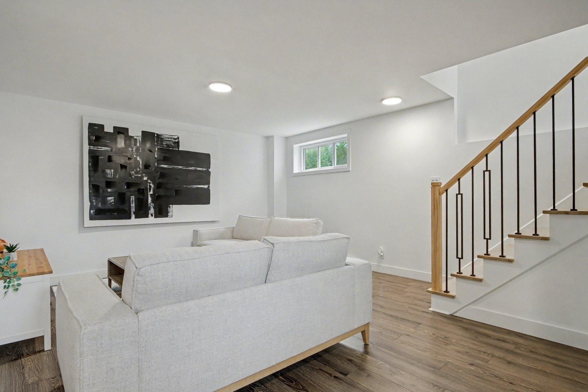 









75


Rue Jules-Duval

,
Saint-Jean-sur-Richelieu,




QC
J2W2B2

