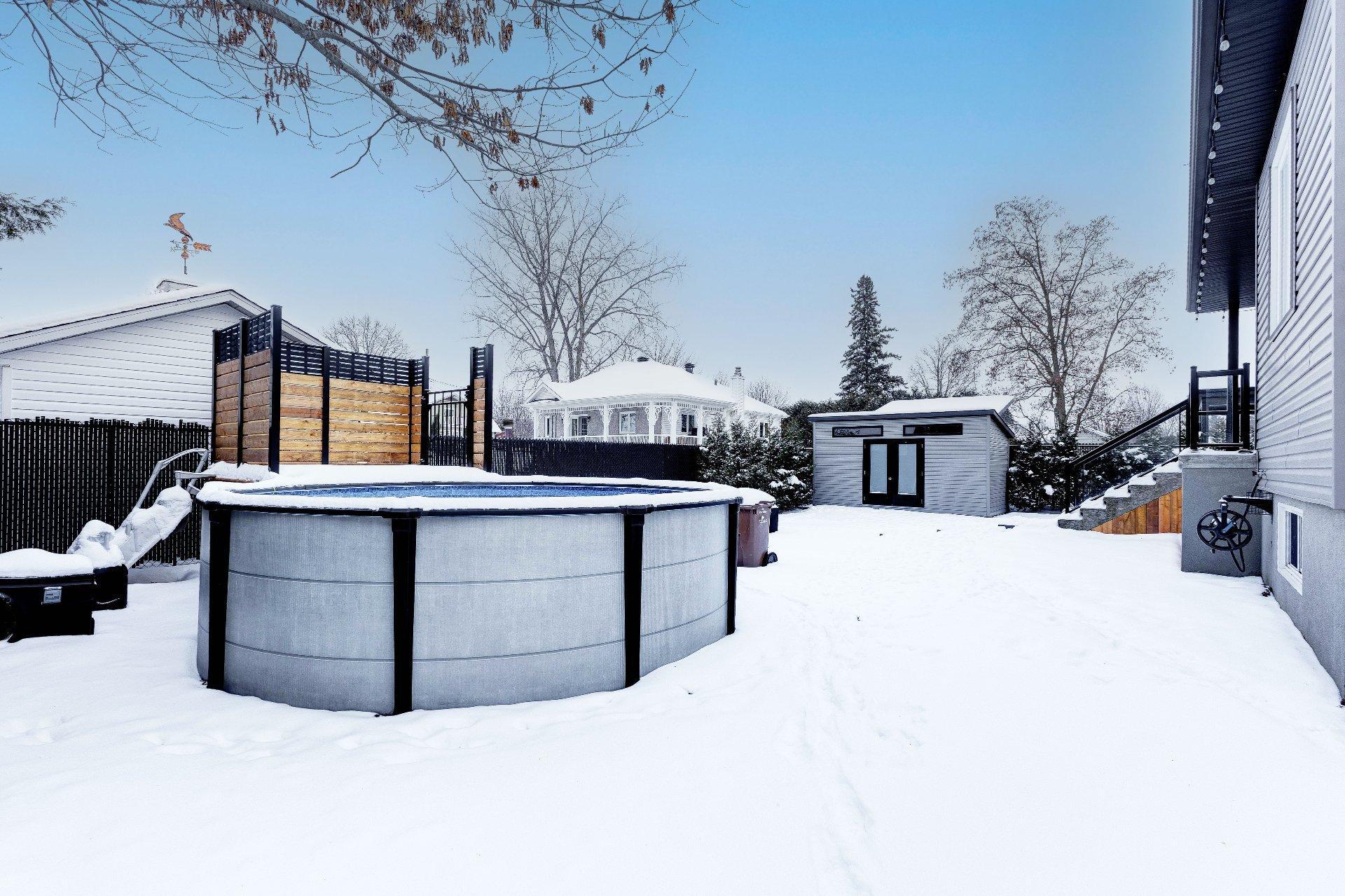 









75


Rue Jules-Duval

,
Saint-Jean-sur-Richelieu,




QC
J2W2B2

