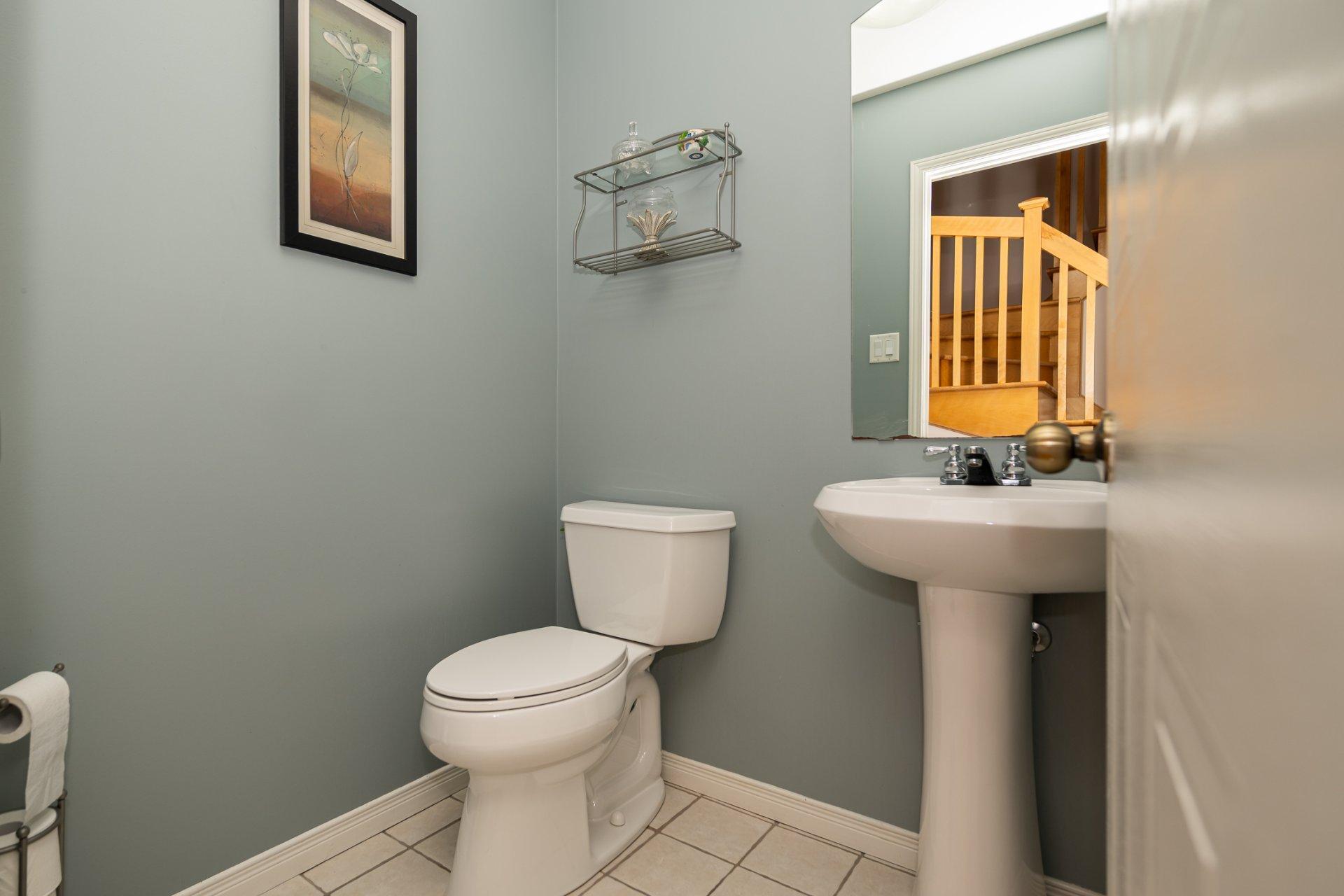 









600


Rue Toussaint

,
Laval (Sainte-Dorothée),




QC
H7X4G1

