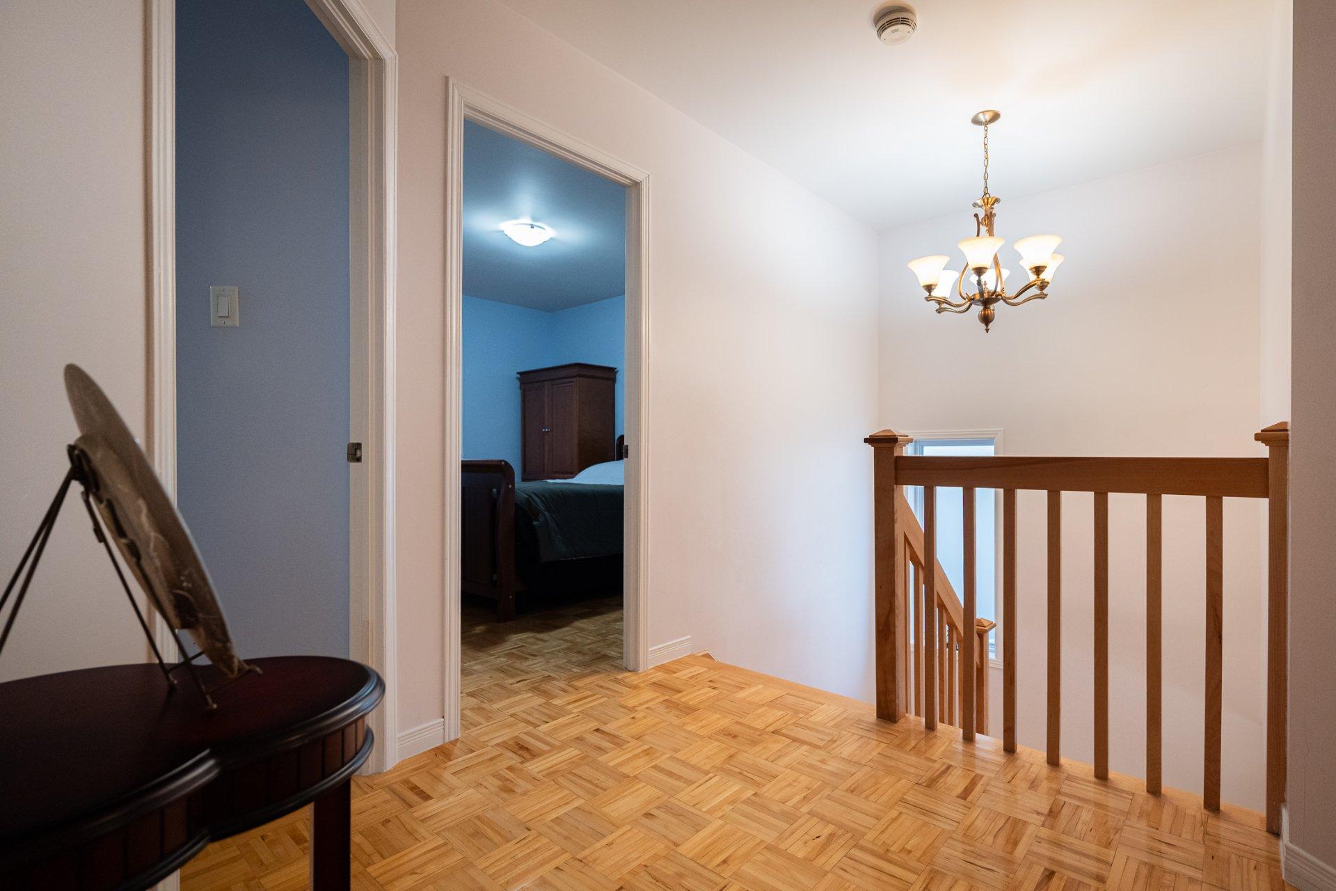 









600


Rue Toussaint

,
Laval (Sainte-Dorothée),




QC
H7X4G1

