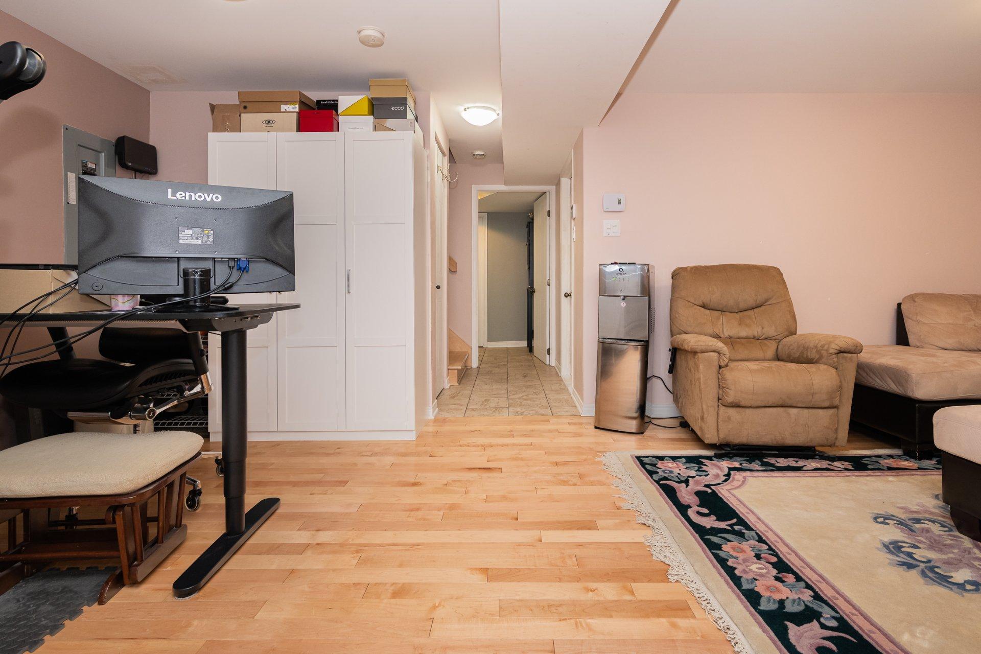 









600


Rue Toussaint

,
Laval (Sainte-Dorothée),




QC
H7X4G1

