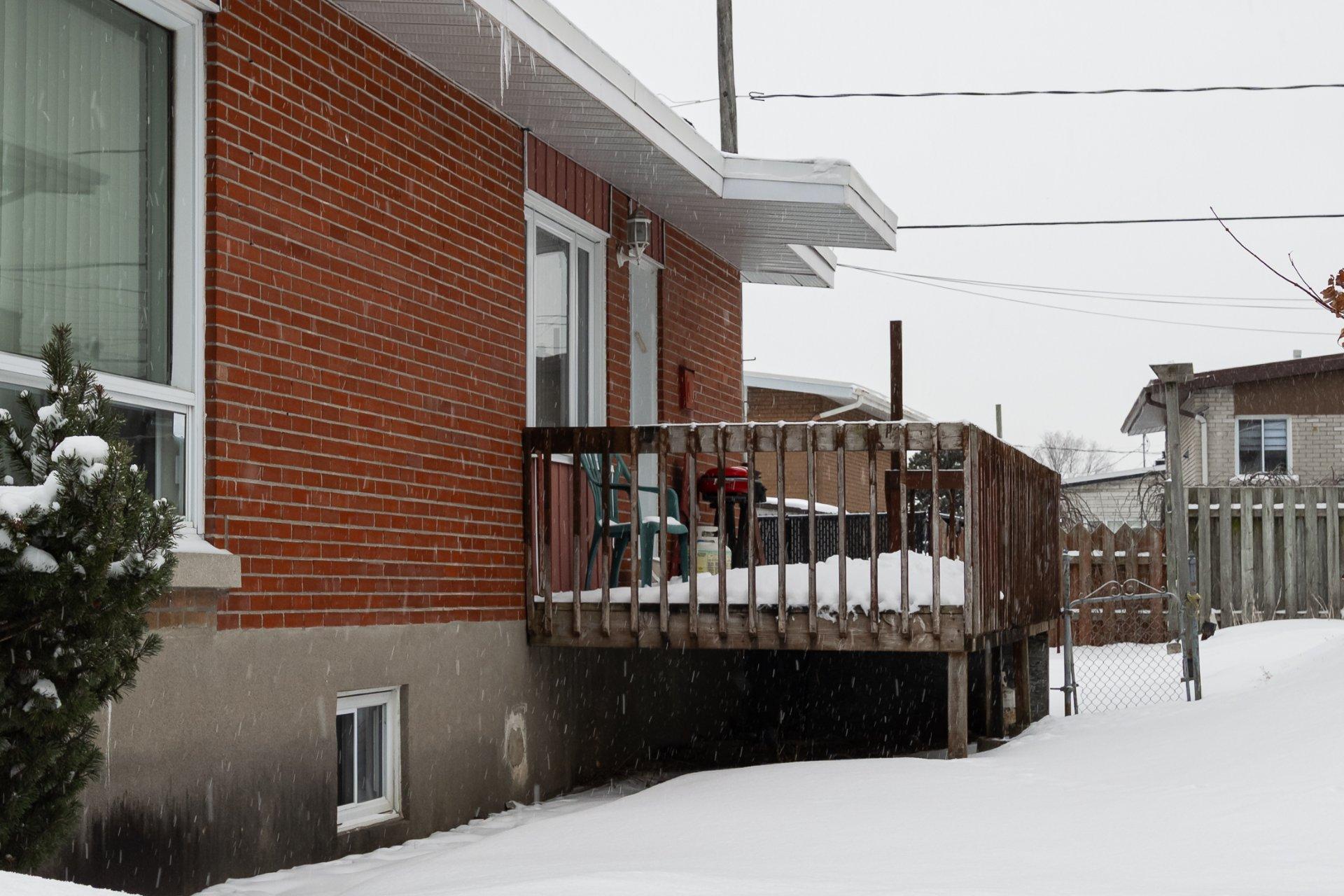 









1404


Boul. Élisabeth

,
Laval (Chomedey),




QC
H7W3J8

