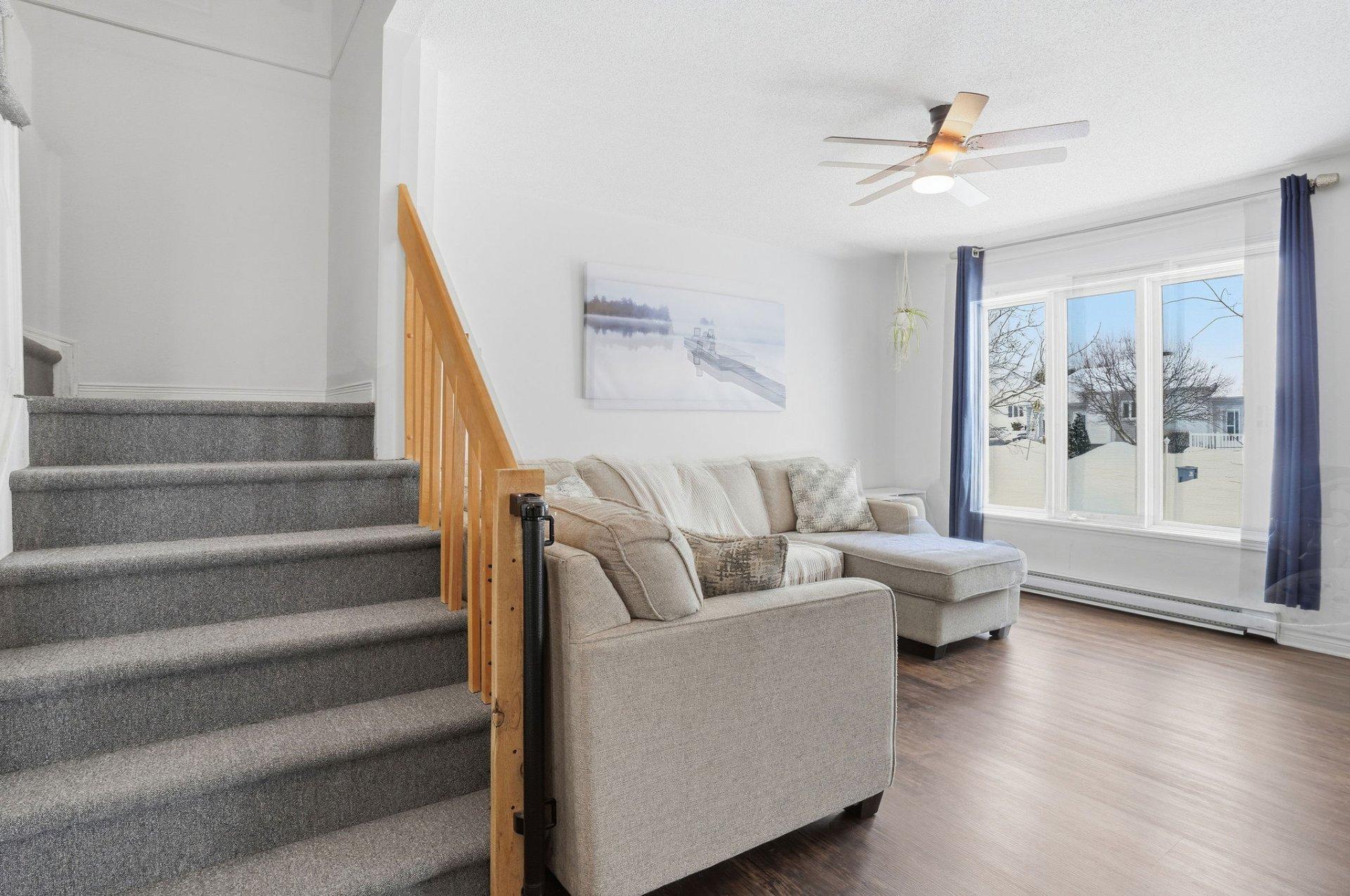 









169


Rue des Samares

,
Gatineau (Masson-Angers),




QC
J8M2B7

