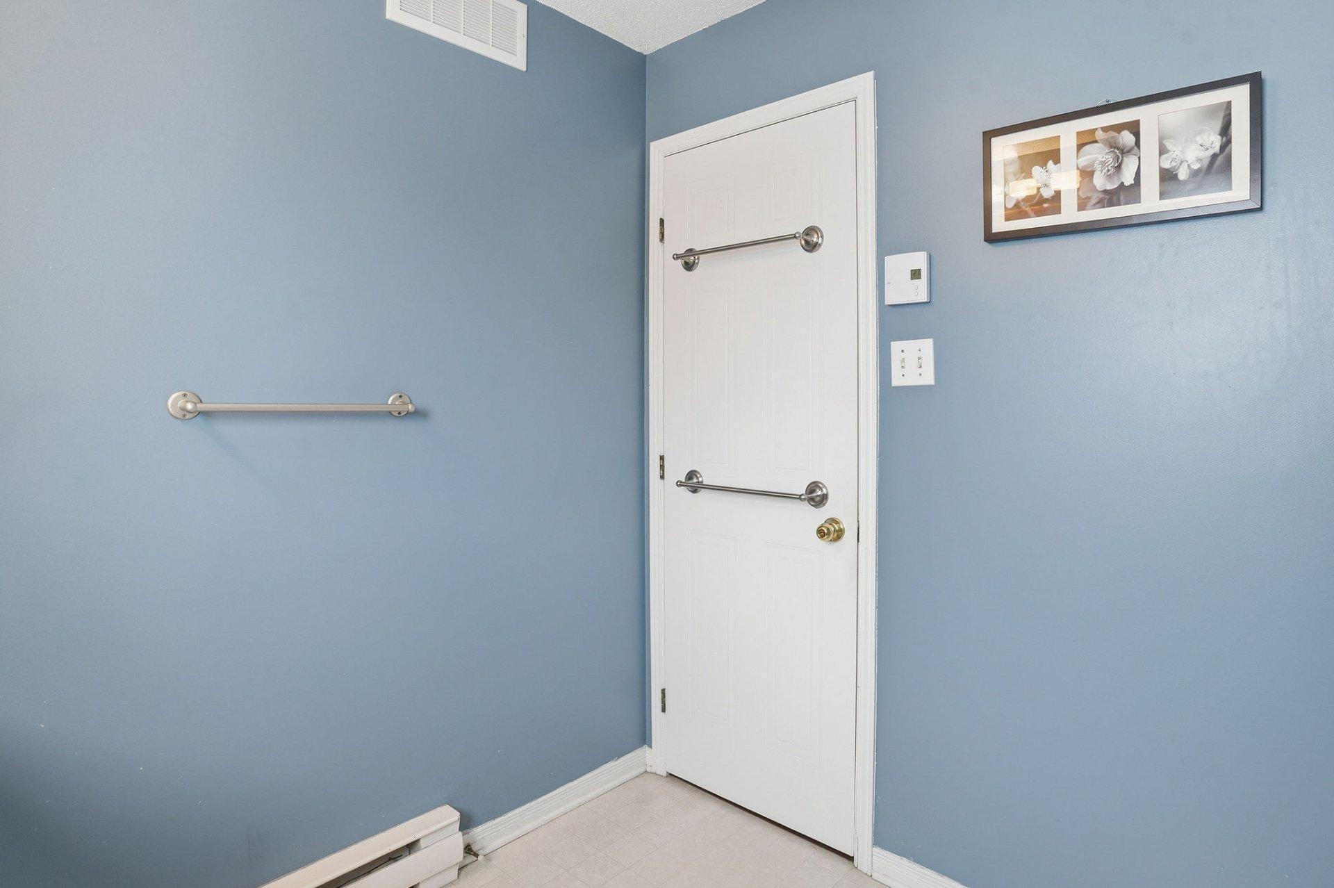 









169


Rue des Samares

,
Gatineau (Masson-Angers),




QC
J8M2B7

