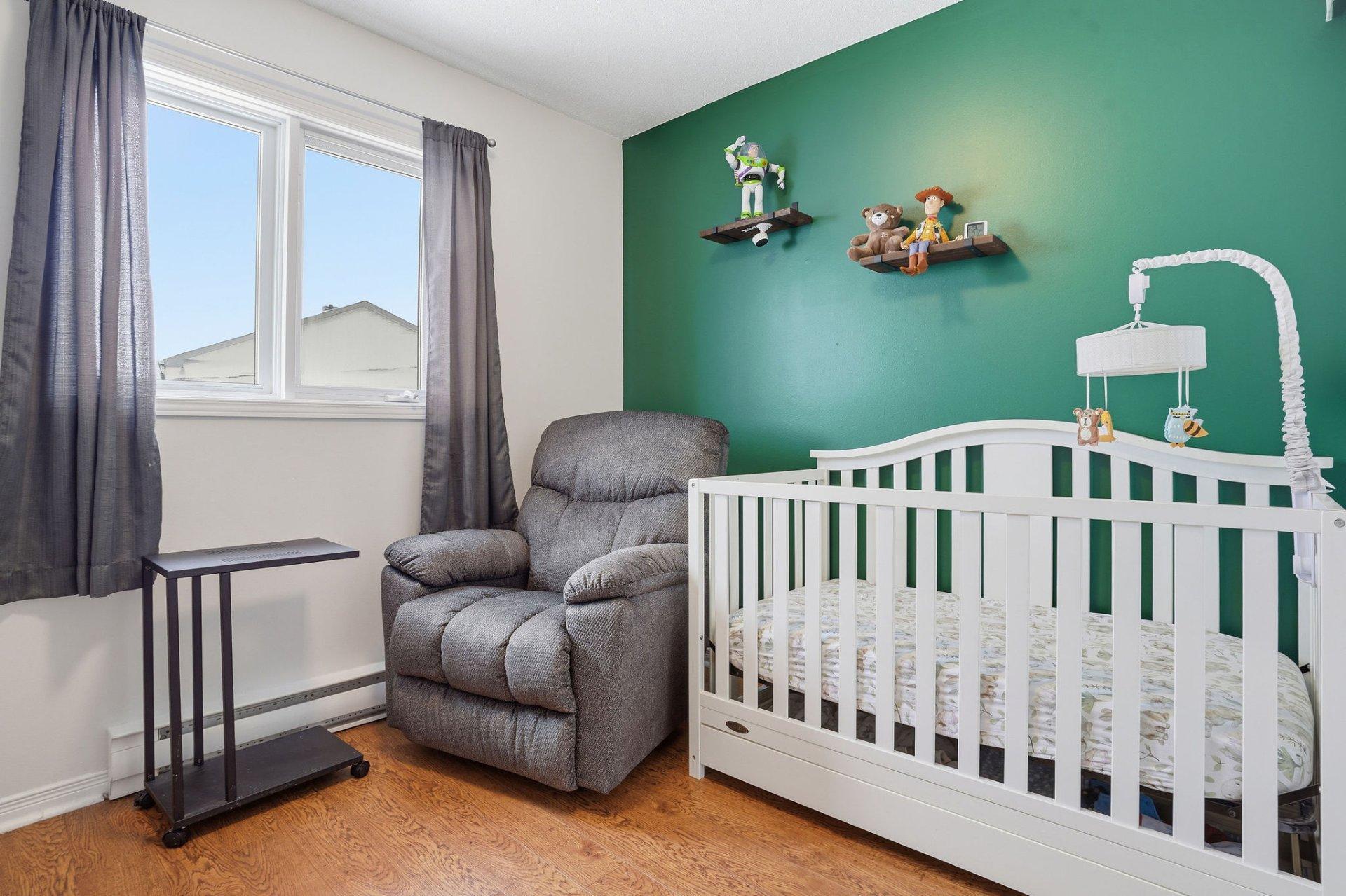 









169


Rue des Samares

,
Gatineau (Masson-Angers),




QC
J8M2B7

