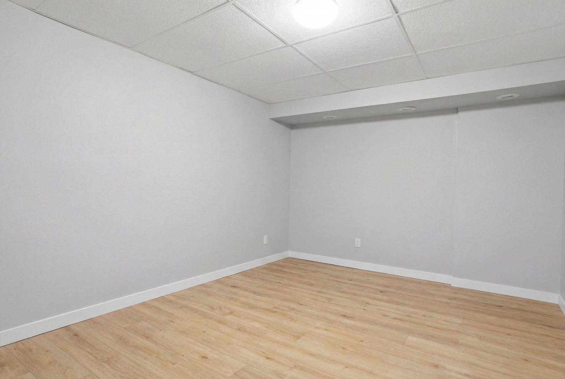 









169


Rue des Samares

,
Gatineau (Masson-Angers),




QC
J8M2B7

