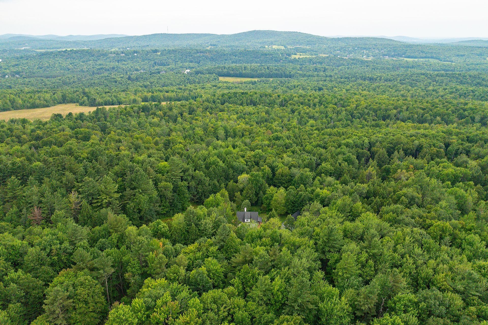 












Ch. Élie

,
Sutton,







QC
J0E2K0

