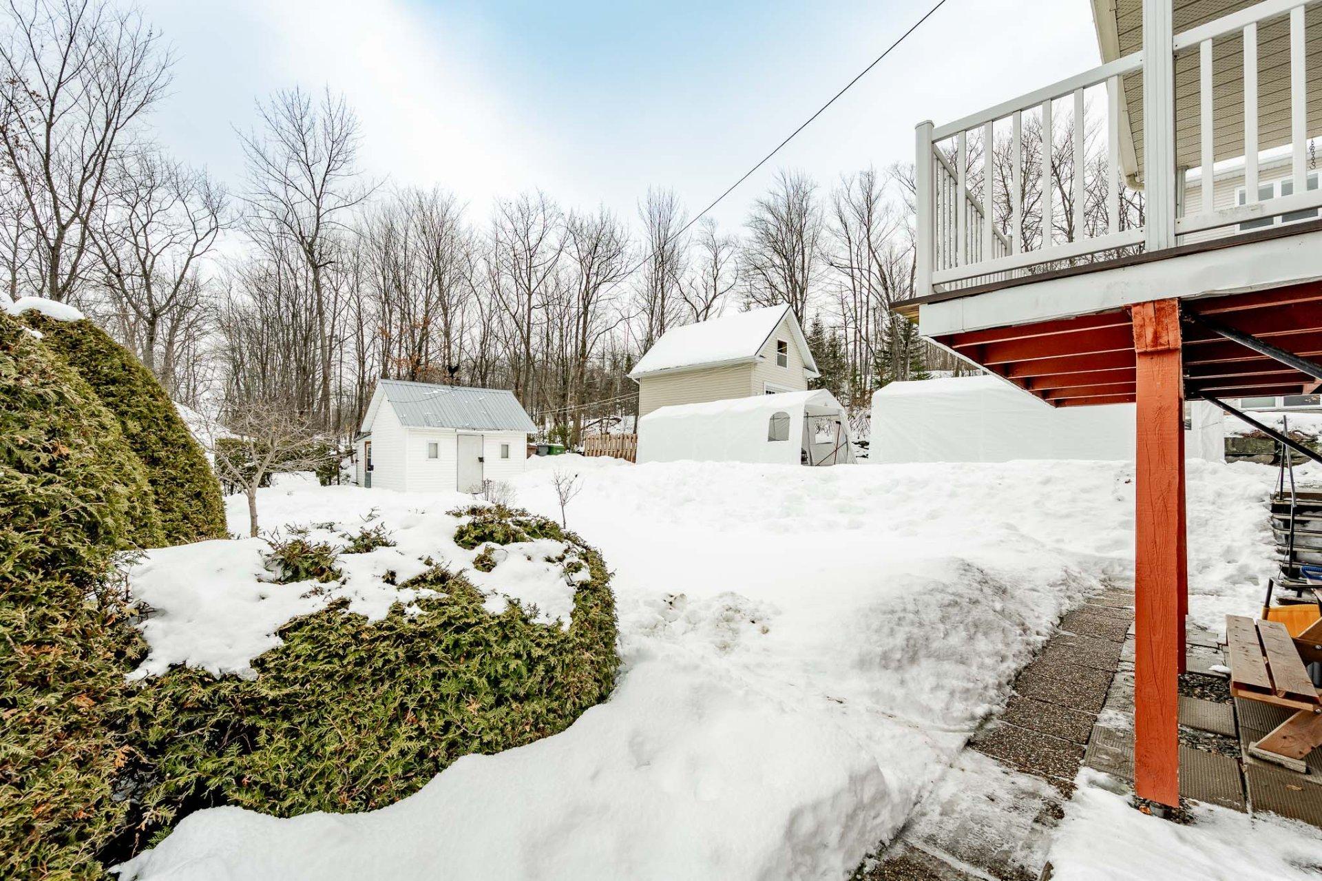 









1402Z

 - 1404Z


Rue St-Gilles

,
Sherbrooke (Les Nations),




QC
J1H3C4

