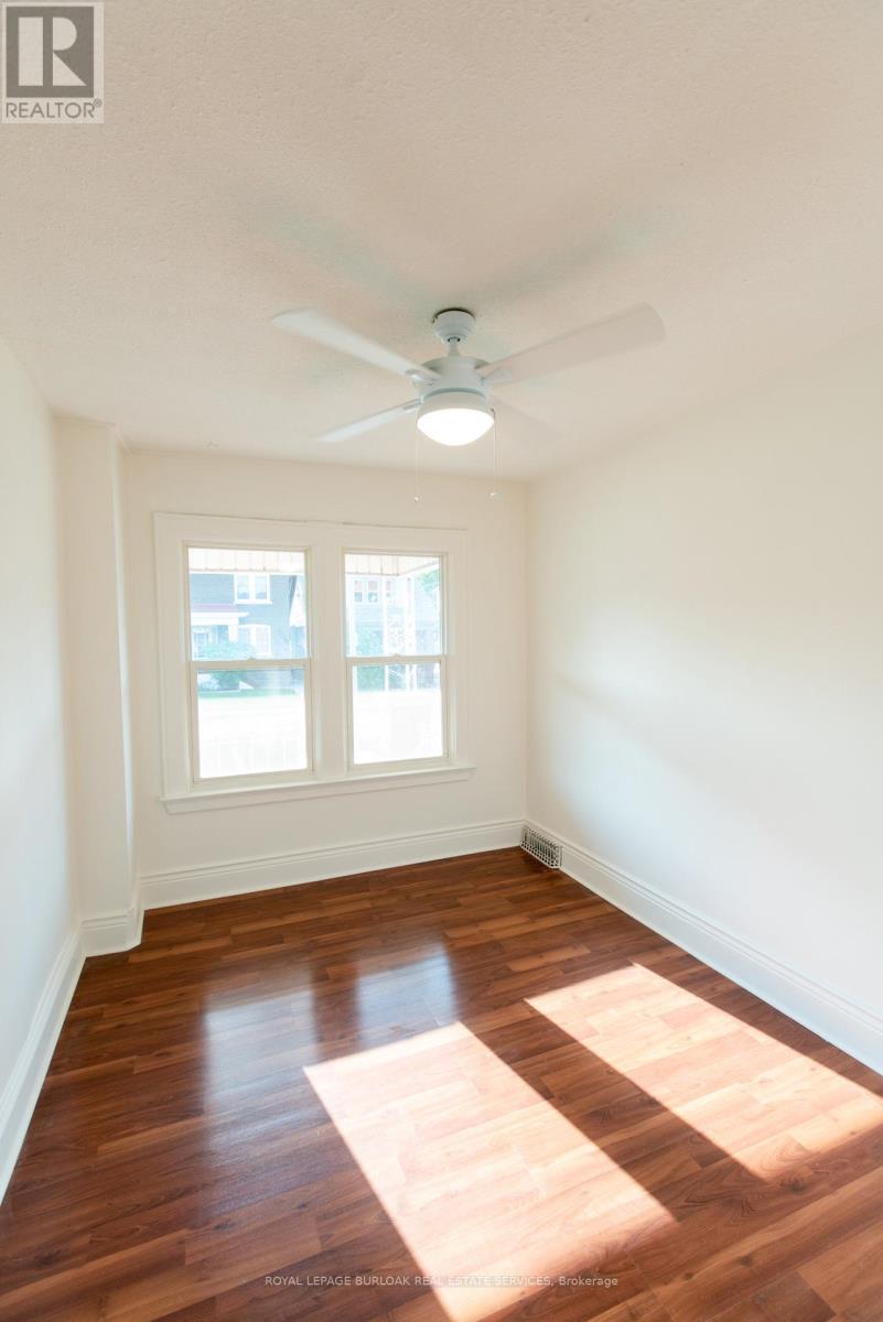 












49 PROVINCE STREET S

,
Hamilton,




Ontario
L8K2K7

