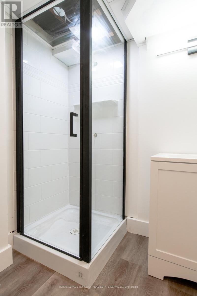 












49 PROVINCE STREET S

,
Hamilton,




Ontario
L8K2K7

