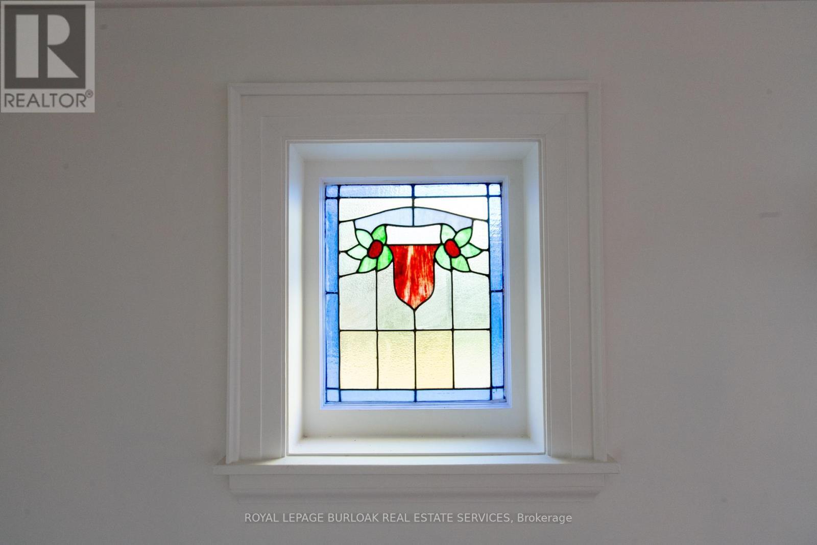 












49 PROVINCE STREET S

,
Hamilton,




Ontario
L8K2K7

